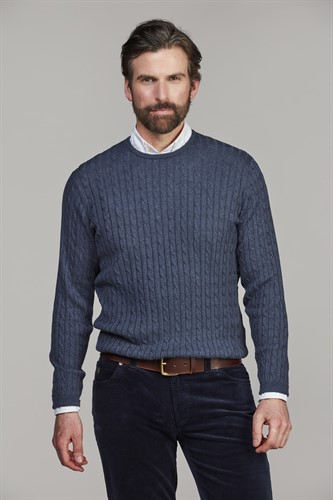 CREW NECK CABLE KNIT